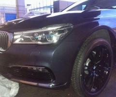 BMW 7-SERIE LEKT WEER